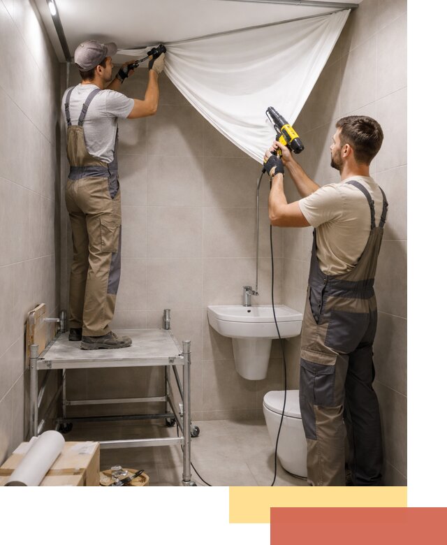 Монтаж натяжного потолка в санузле в каменке